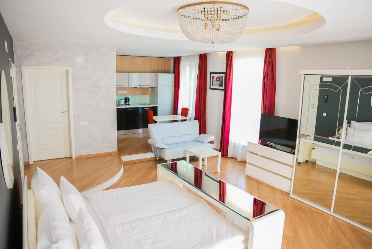 Aparthotel Panoramis Residence Oradea Εξωτερικό φωτογραφία