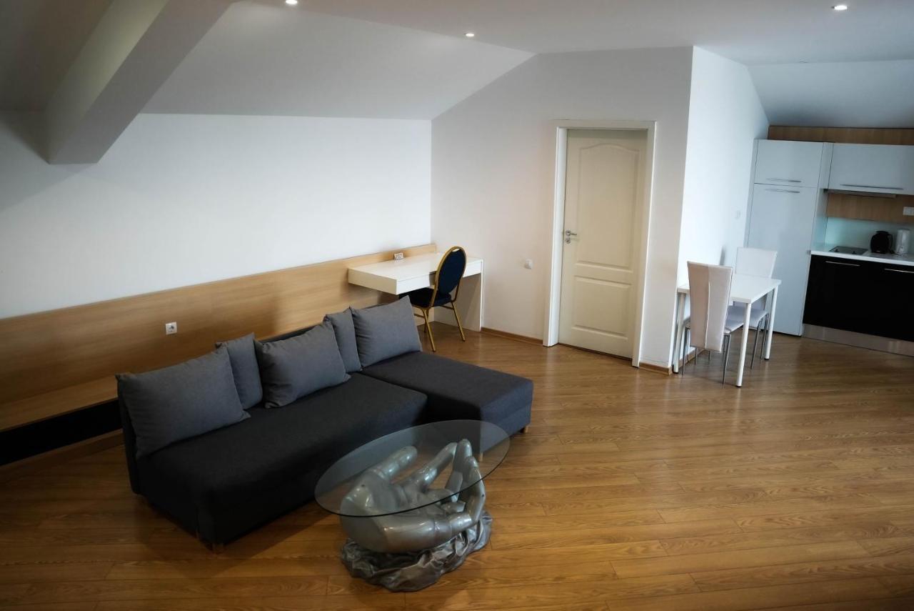 Aparthotel Panoramis Residence Oradea Εξωτερικό φωτογραφία