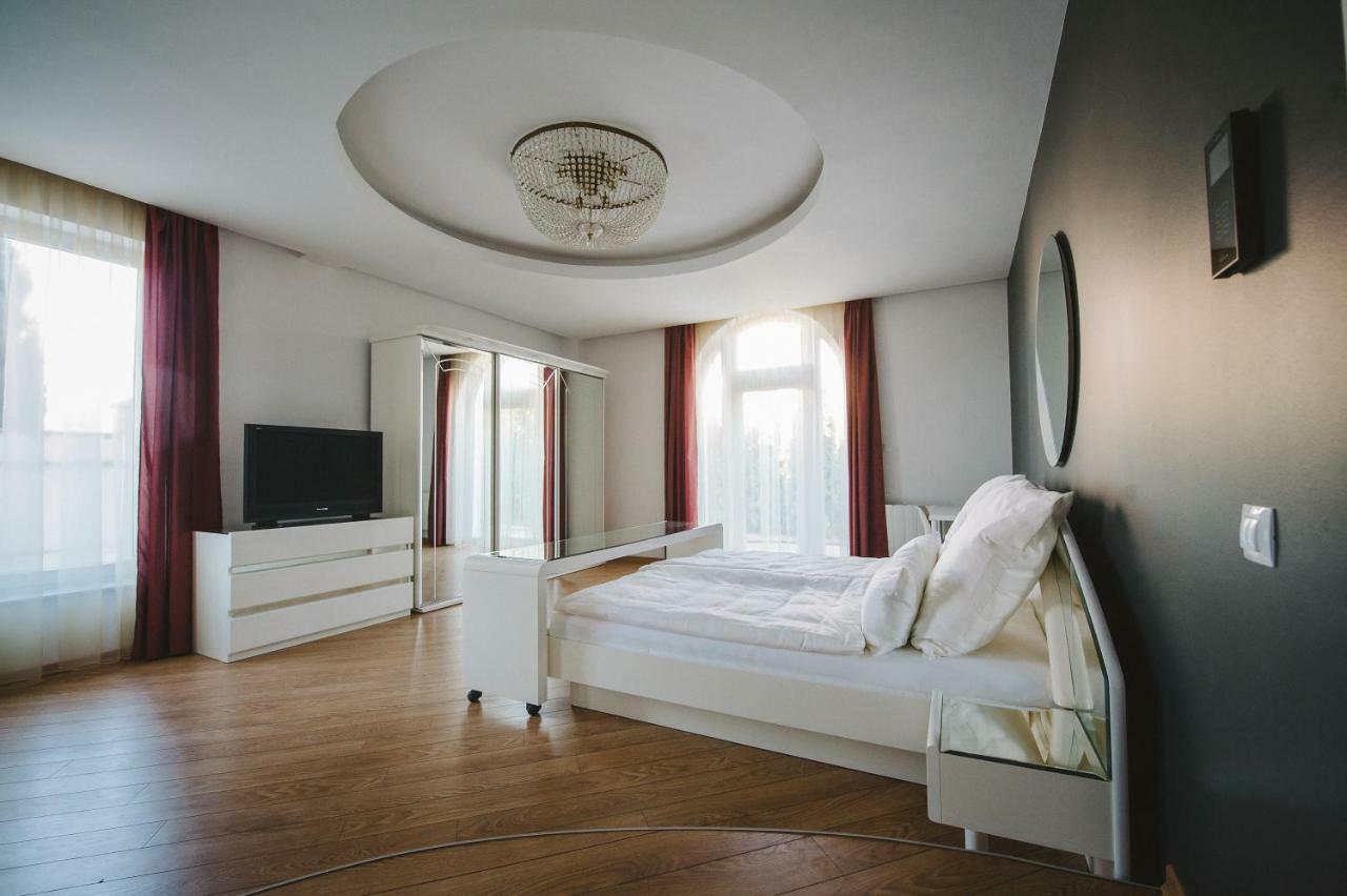 Aparthotel Panoramis Residence Oradea Εξωτερικό φωτογραφία